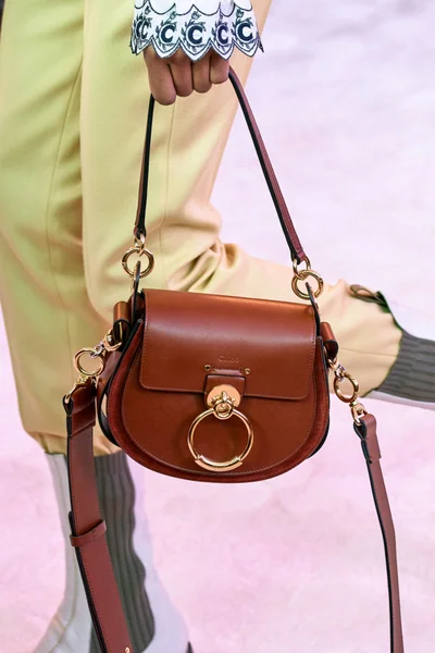 Look 121